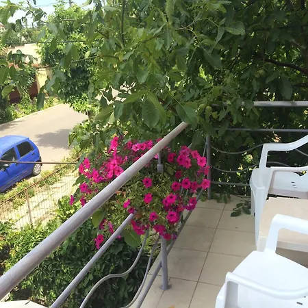 Pensión Casa Adelina